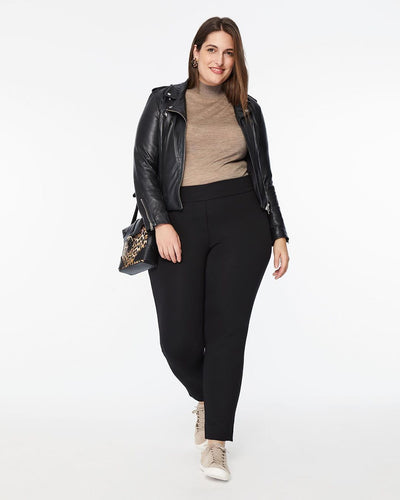 How to choose your plus size pants for work?